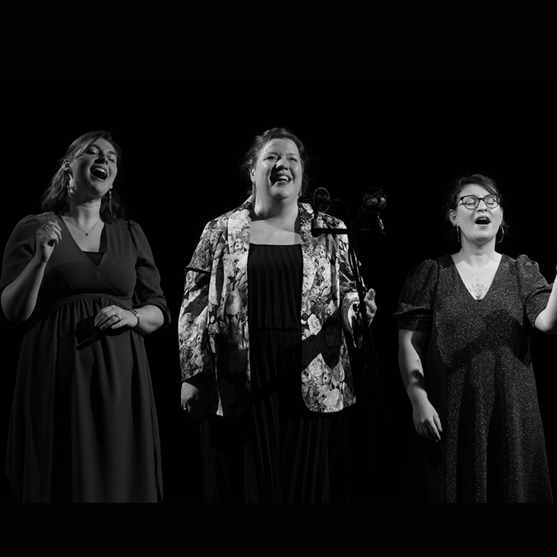 LES CHANTEUSES ANONYMES